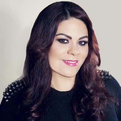 Trends Studio Hair and Makeup Lounge Artist Nereida